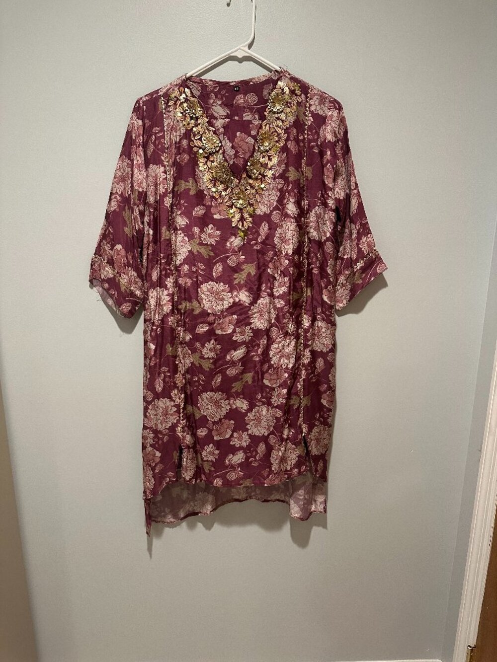 Indian Kurta Set Maroon Pink Gold Embroidered V Neck Worn Once